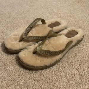 UGG Fluffie flip flops size 8